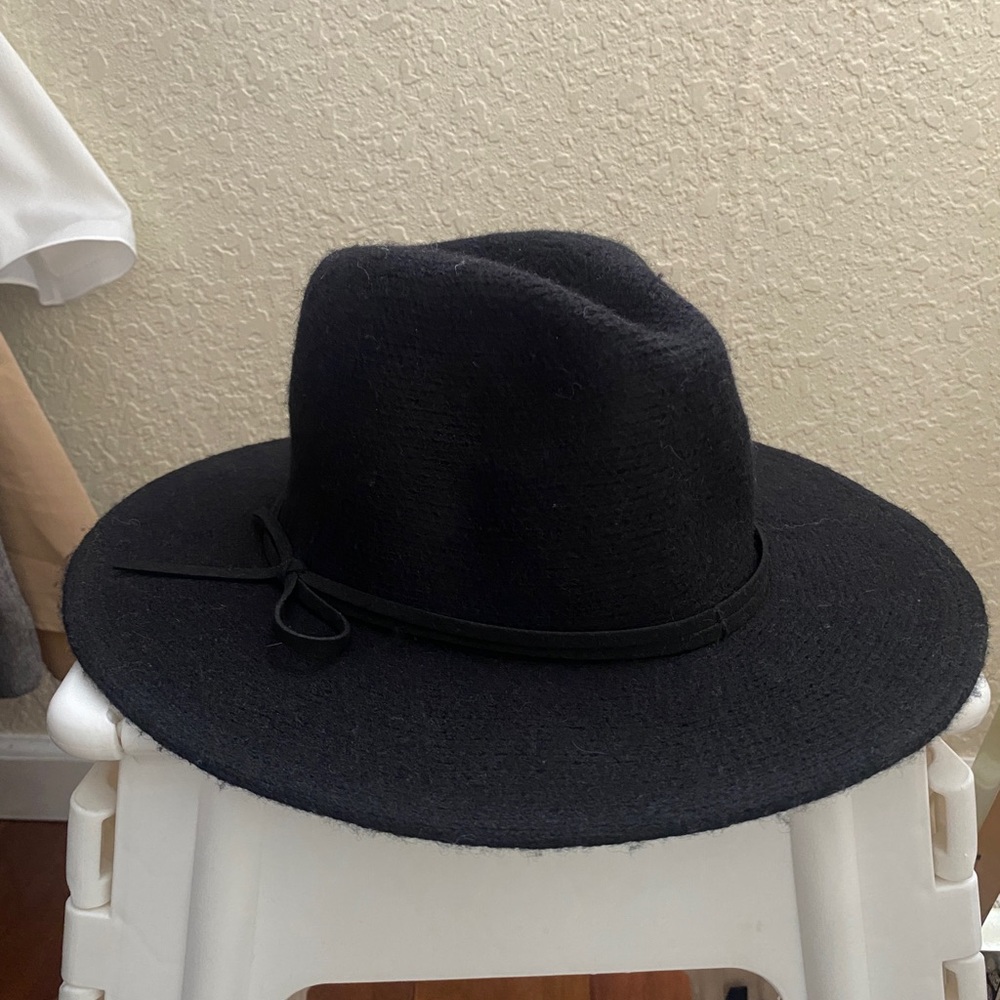 Black wide brim hat